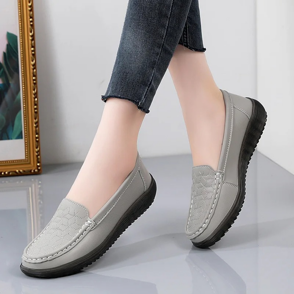 Wolff – Damen-Loafer aus Leder mit Reliefmuster