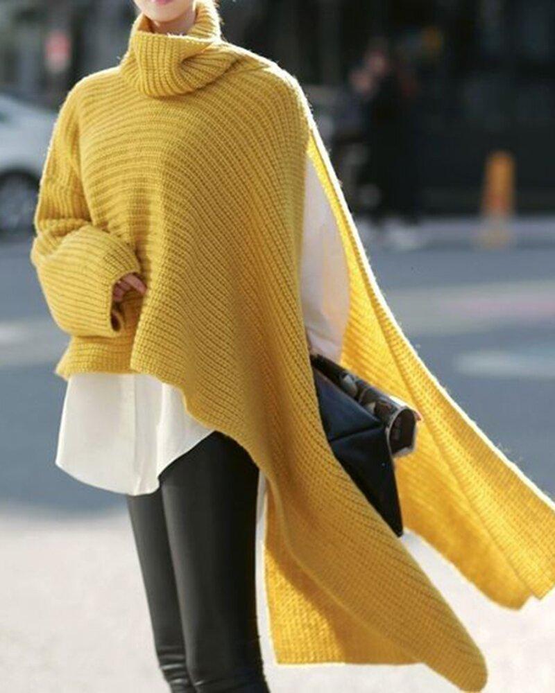 SWEATER-CAPE