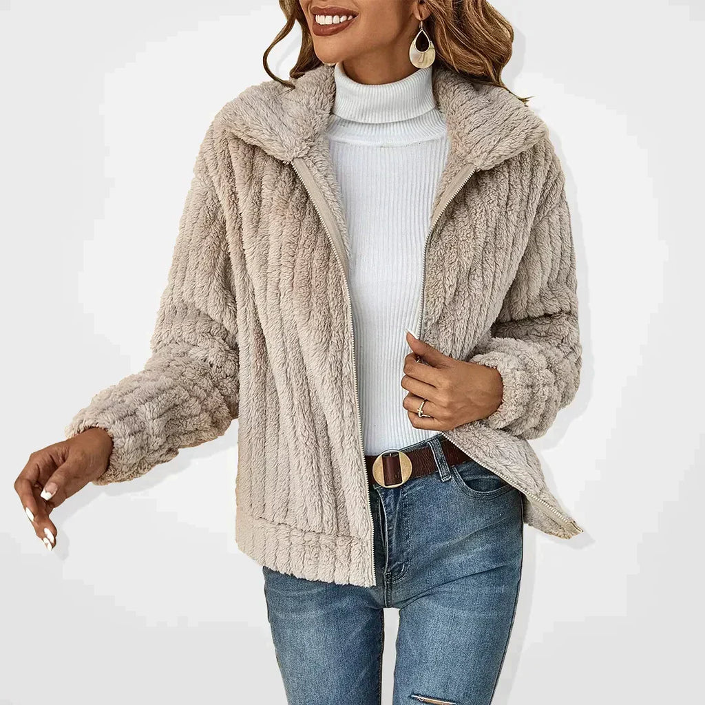 Trendiger und eleganter Winter-Cardigan