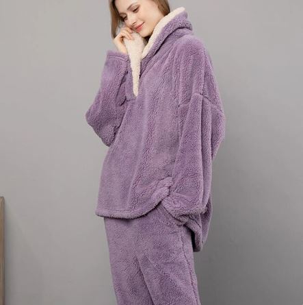 WOLFF - Pyjama-Set aus flauschigem Fleece für die Nacht