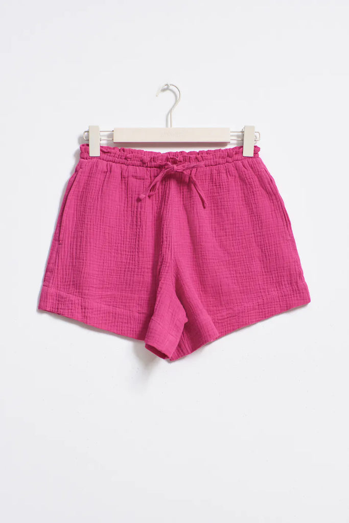 shorts pink