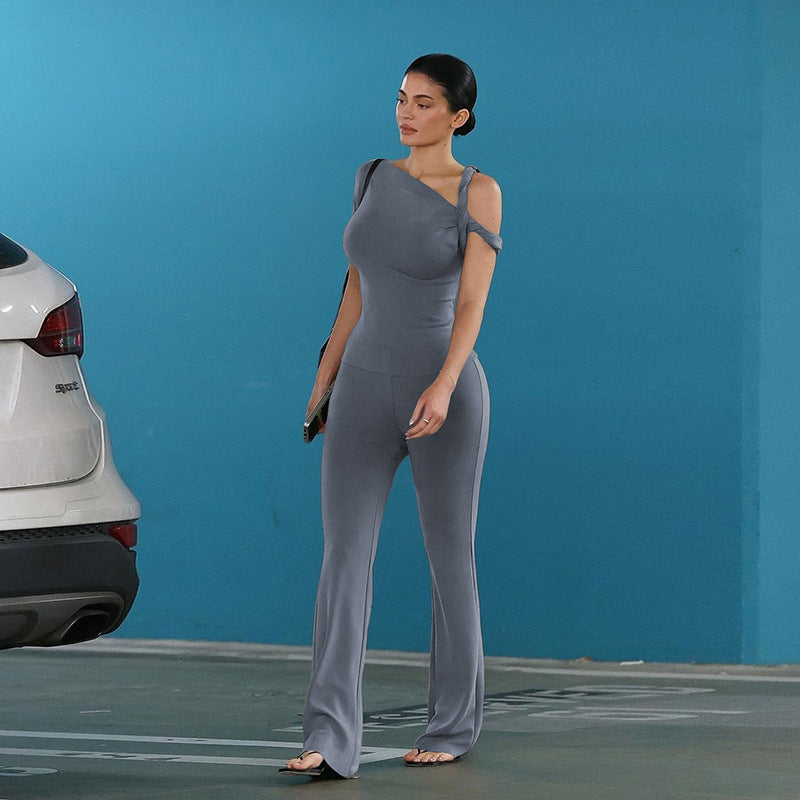 Damen lässiger Einteiler mit asymmetrischem Design und raffinierten Knopfdetails WOLFF