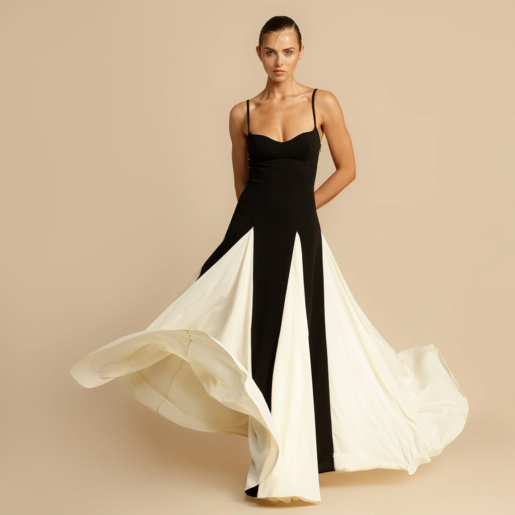 Damen Maxikleid mit seitlicher Drapierung und elegantem Kontrastdesign WOLFF