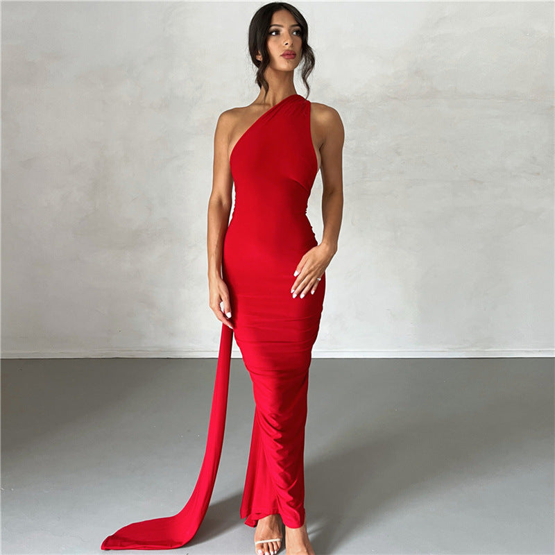 Damen Elegantes Maxi-Kleid mit asymmetrischem Design und eleganter Schleppe WOLFF