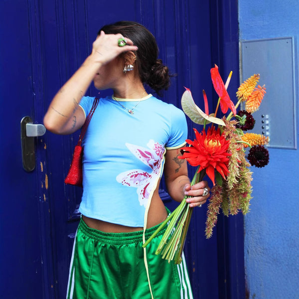Damen Sportliches T-Shirt mit kreativem Blumenmotiv und innovativem Schnitt WOLFF