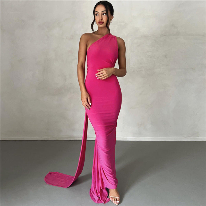 Damen Elegantes Maxi-Kleid mit asymmetrischem Design und eleganter Schleppe WOLFF