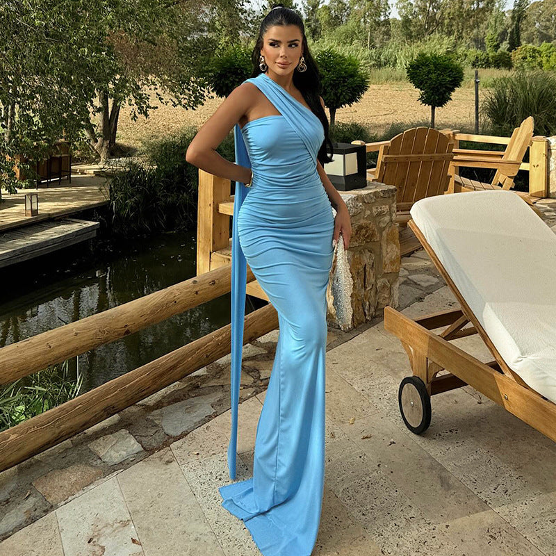 Damen Elegantes asymmetrisches Maxikleid mit drapiertem Design WOLFF