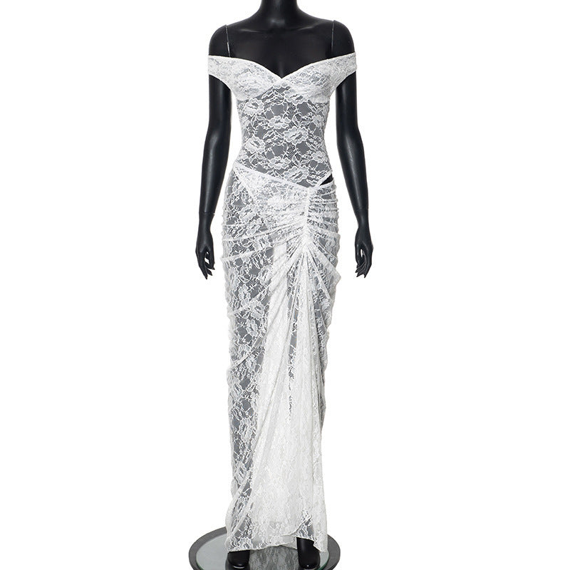 Damen aufregendes Spitzenkleid mit schulterfreiem Design und geraffter Silhouette WOLFF