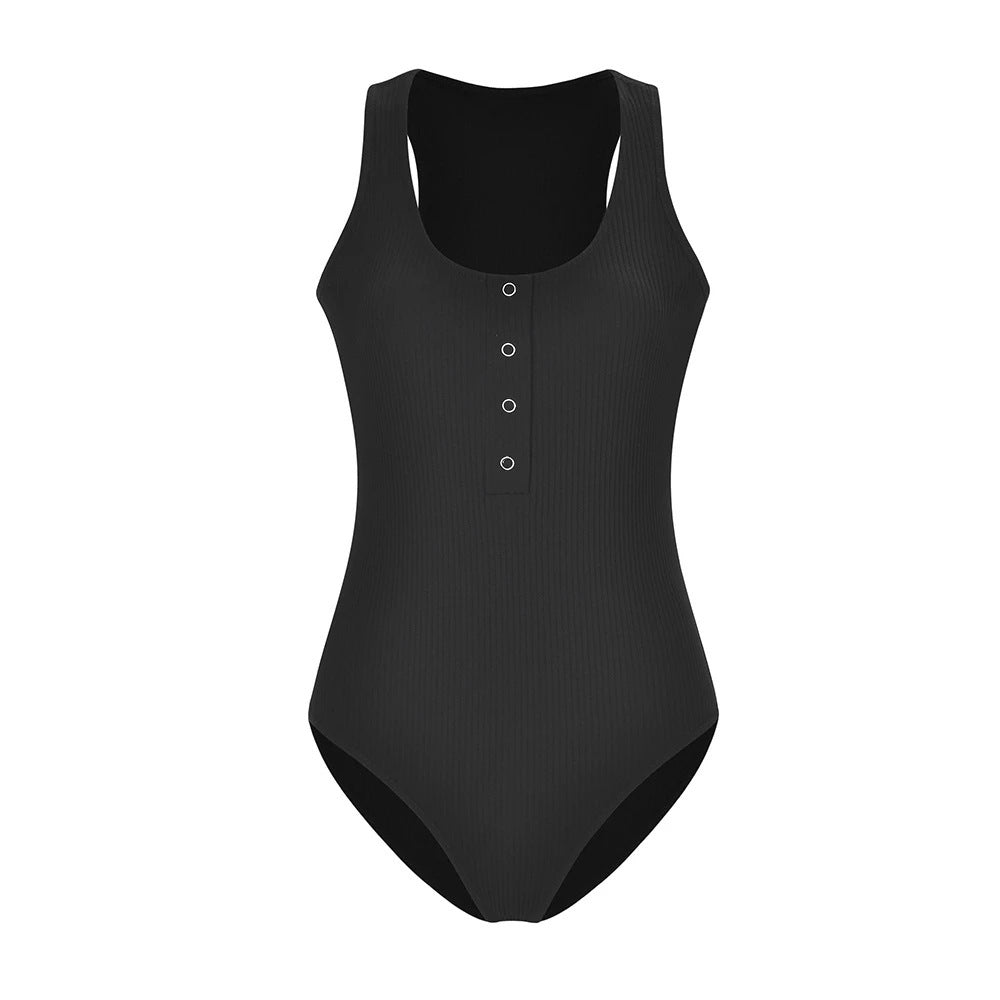 Damen sportlicher Einteiler-Badeanzug mit knopfverzierten Details WOLFF