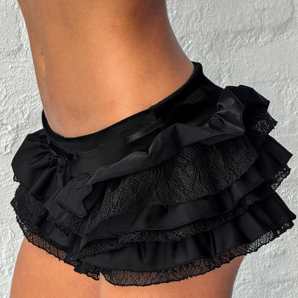 Damen Rüschenrock aus hochwertigem Satin mit zarten Spitzenakzenten WOLFF