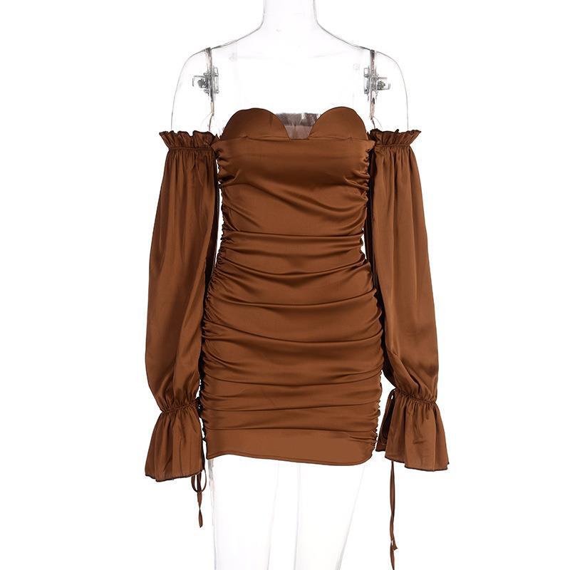 Damen Minikleid mit schulterfreiem Design und eleganten Rüschendetails WOLFF