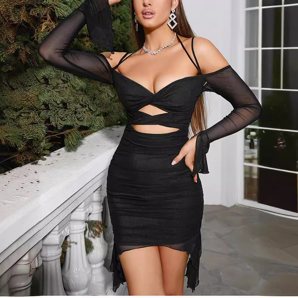Damen Wickelkleid mit innovativem Cut-Out-Design und figurbetontem Saum WOLFF