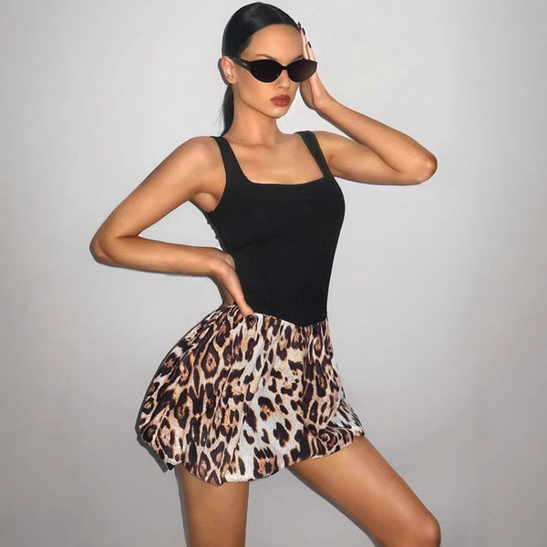 Damen Badeanzug mit voluminösem Rockteil und tierischem Print WOLFF