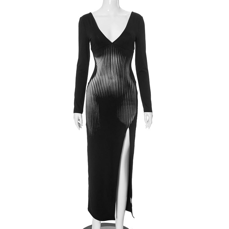 Damen Maxikleid mit tiefem V-Ausschnitt, raffiniertem Schnitt und hohem Schlitz WOLFF