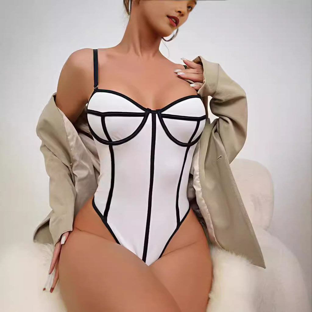Damen Body mit innovativem Schnitt und eleganten Verstärkungen WOLFF