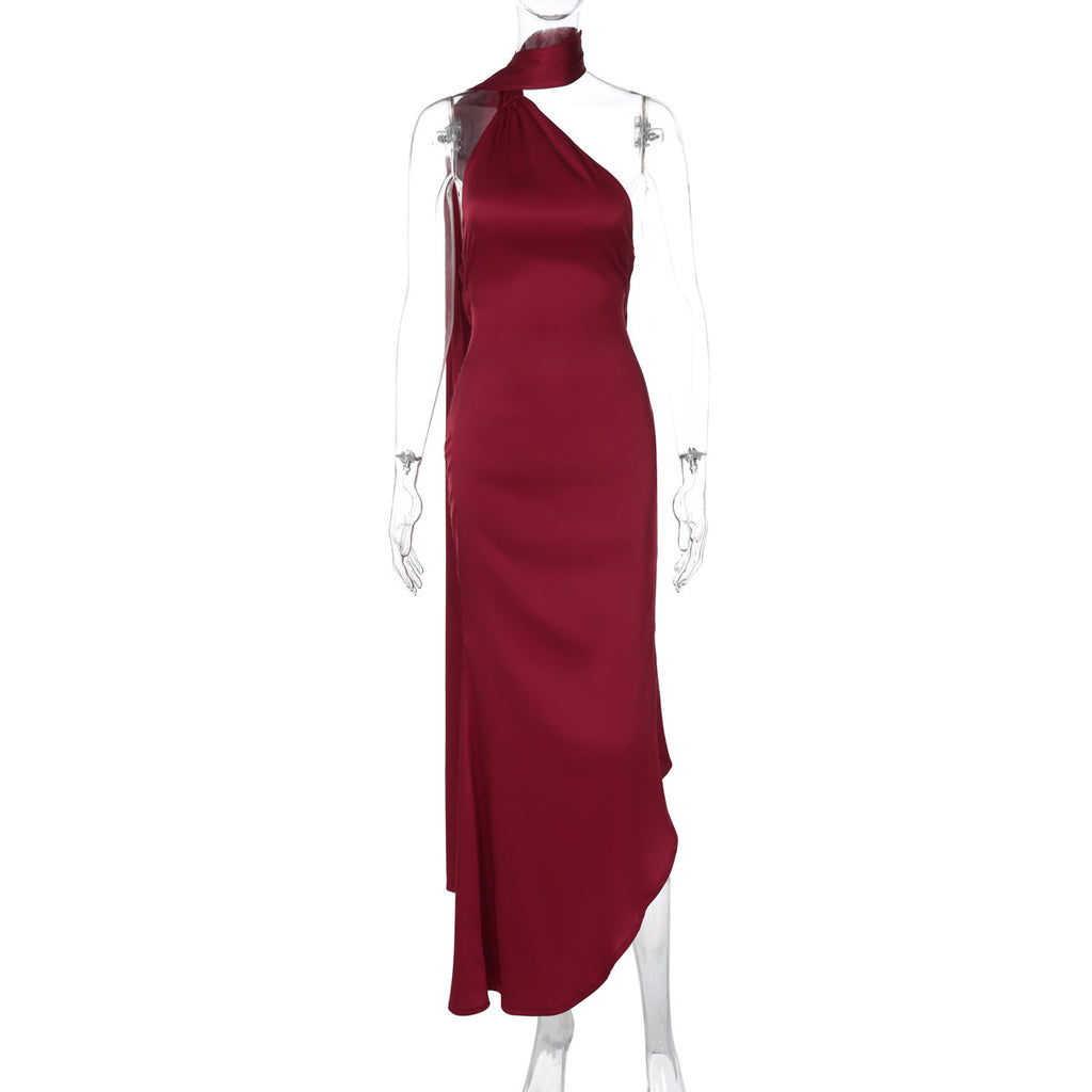 Damen Elegantes asymmetrisches Abendkleid mit halbem Halsabschluss WOLFF