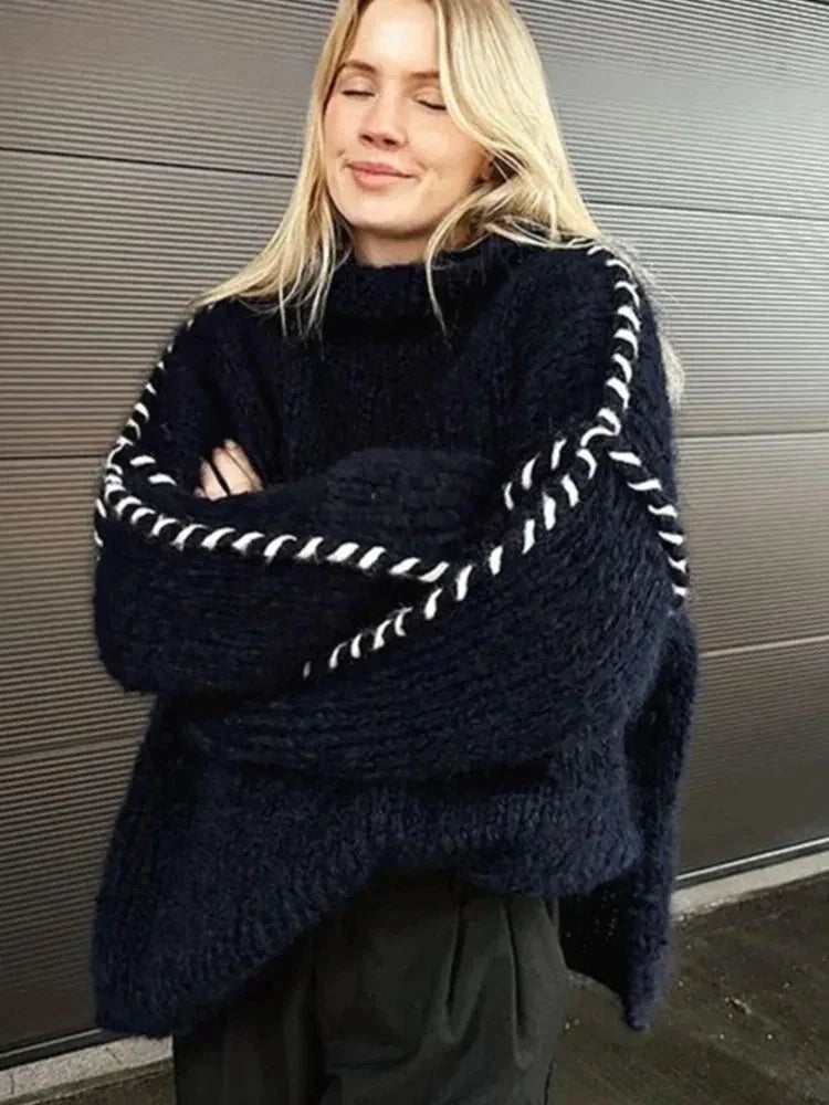 Großer Strickpullover