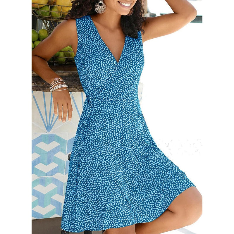 Das moderne Freizeitkleid mit Polka Dots für den Sommer 2023