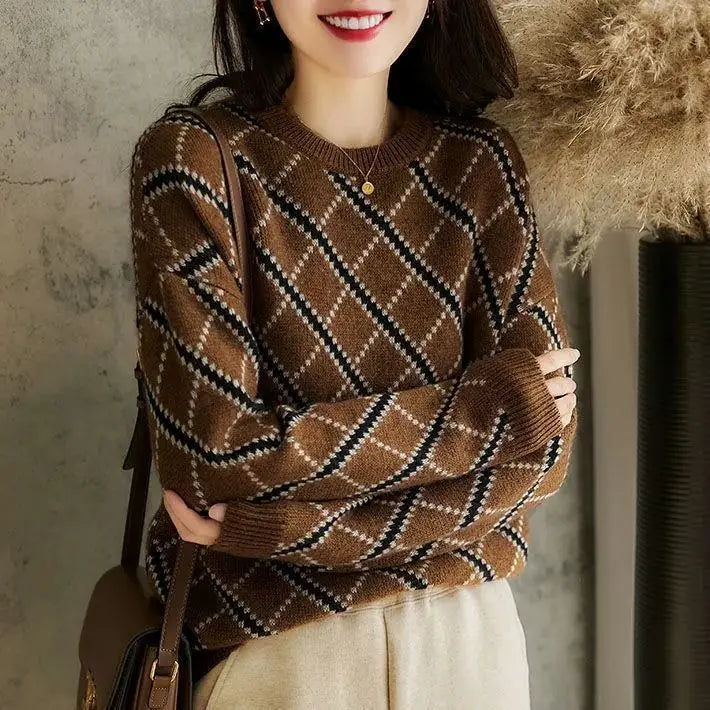 Grafischer Strickpullover