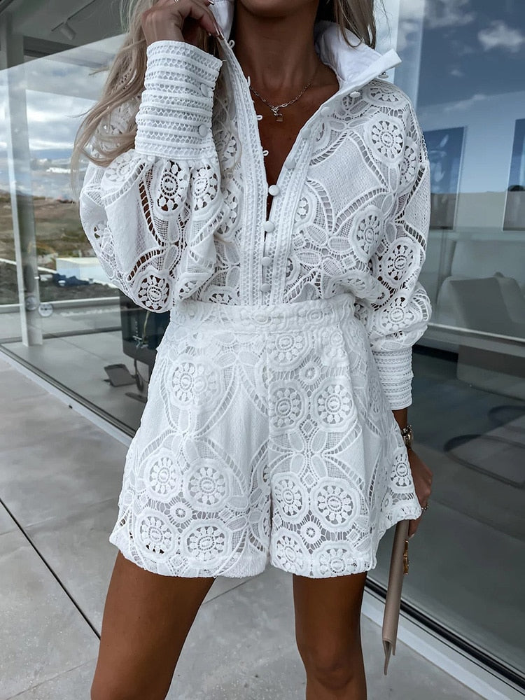 Elegantes Sommeroutfit