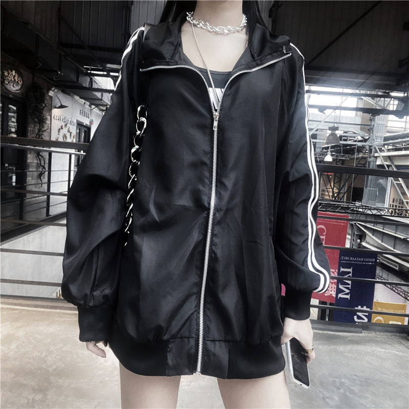 WOLFF Windbreaker Jacke | Oversized Fashion | Harajuku Streetwear | Schutz für Draußen