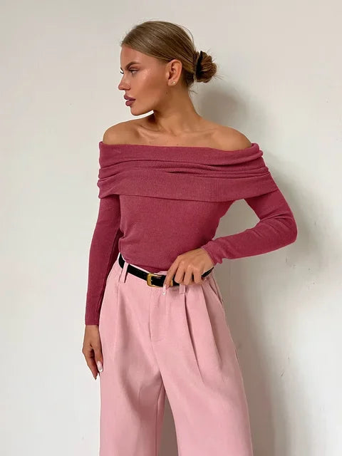 WOLFF - Off Shoulder Pullover