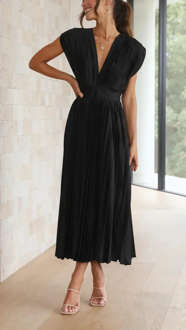 Elegantes und sexy Plissee-Kleid