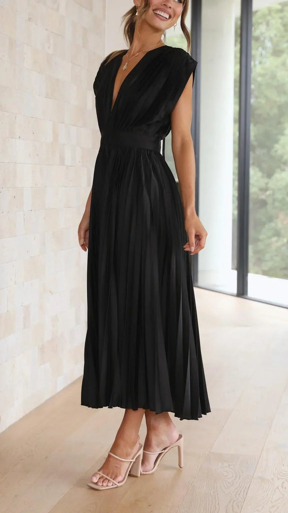 Wolff Plissiertes Kleid | Elegantes Mido Damenkleid mit V-Ausschnitt und Rückenbindung