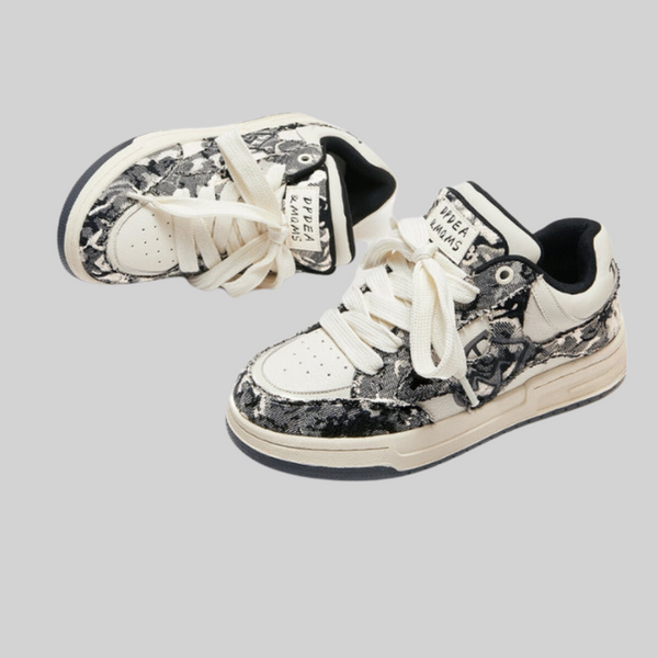 Wolff Sneakers - Casual - Retro Kreuz Graffiti