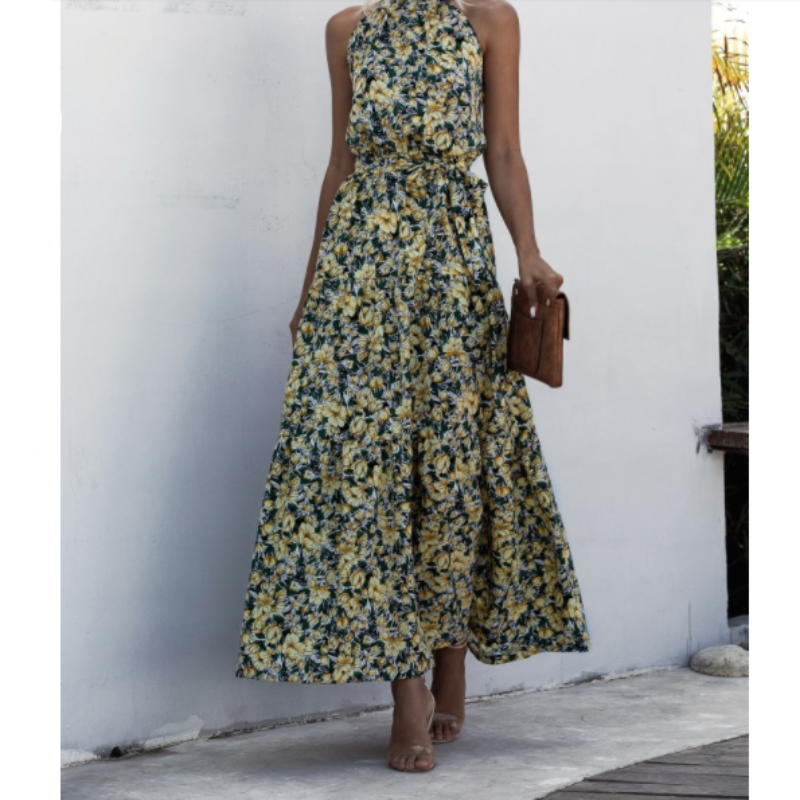 geschnittenes Maxikleid mit Blumen