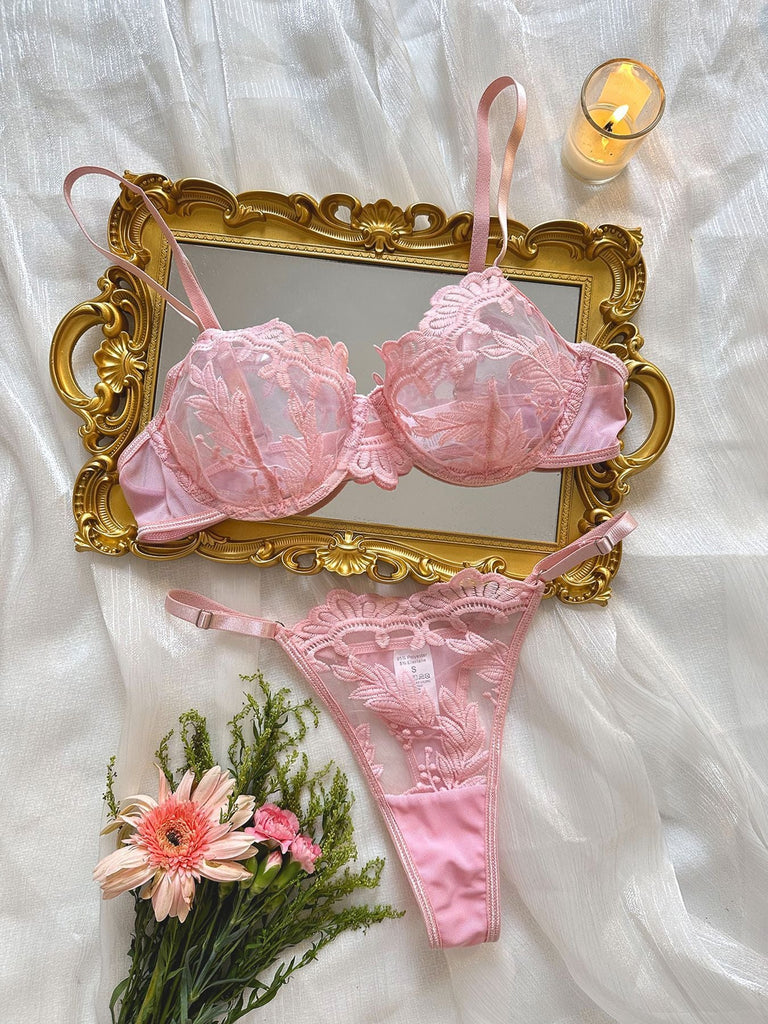 Wolff Spitzen-Dessous-Set mit Stickerei