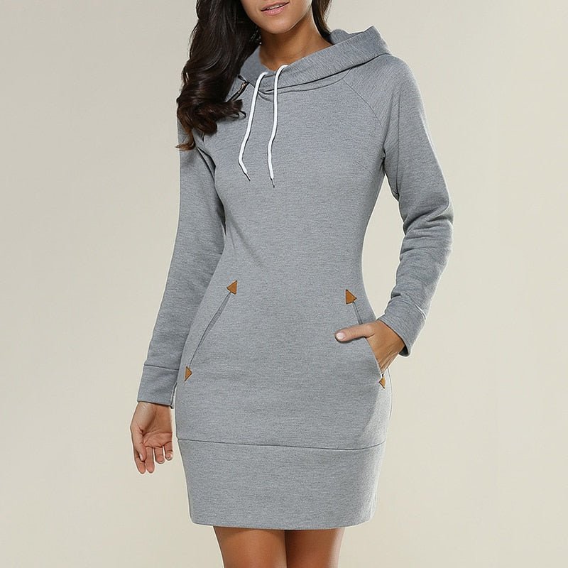 Lässiges Hoodie-Kleid über dem Knie