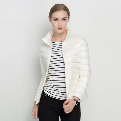 Leichte Daunenjacke mit urbaner Eleganz