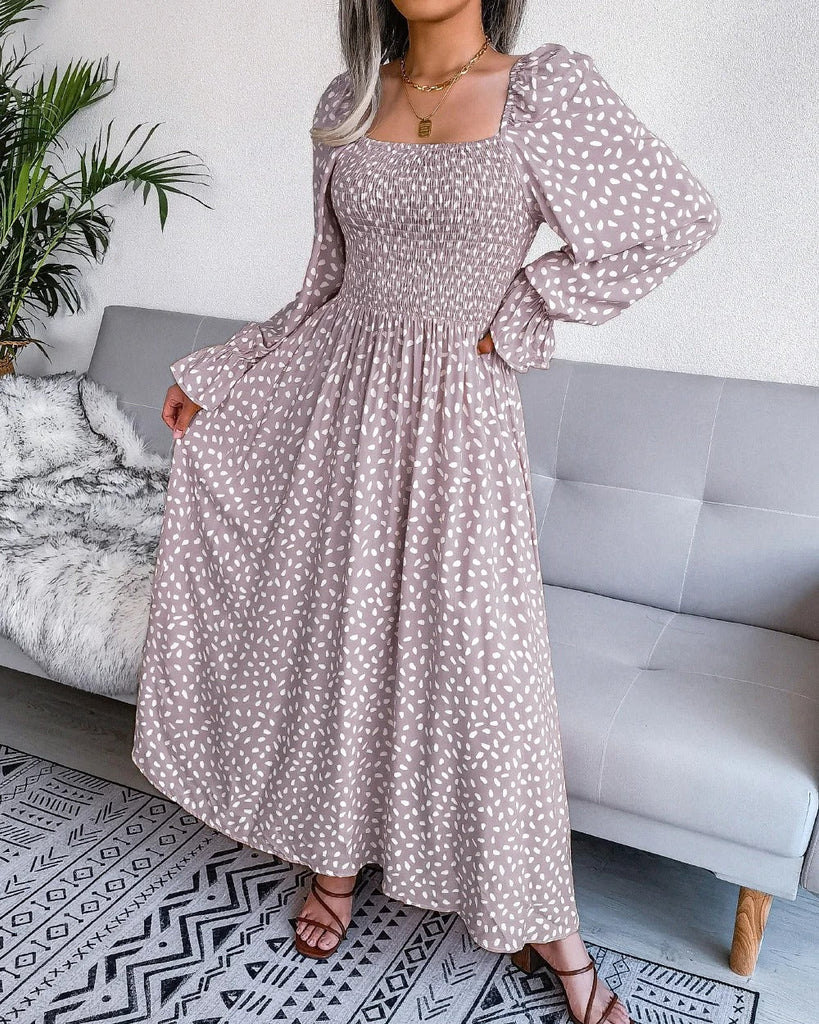 Wolff Kleid | Stilvolles Sommerkleid mit Polka-Dot-Muster, schwungvollem Saum und langen Ärmeln