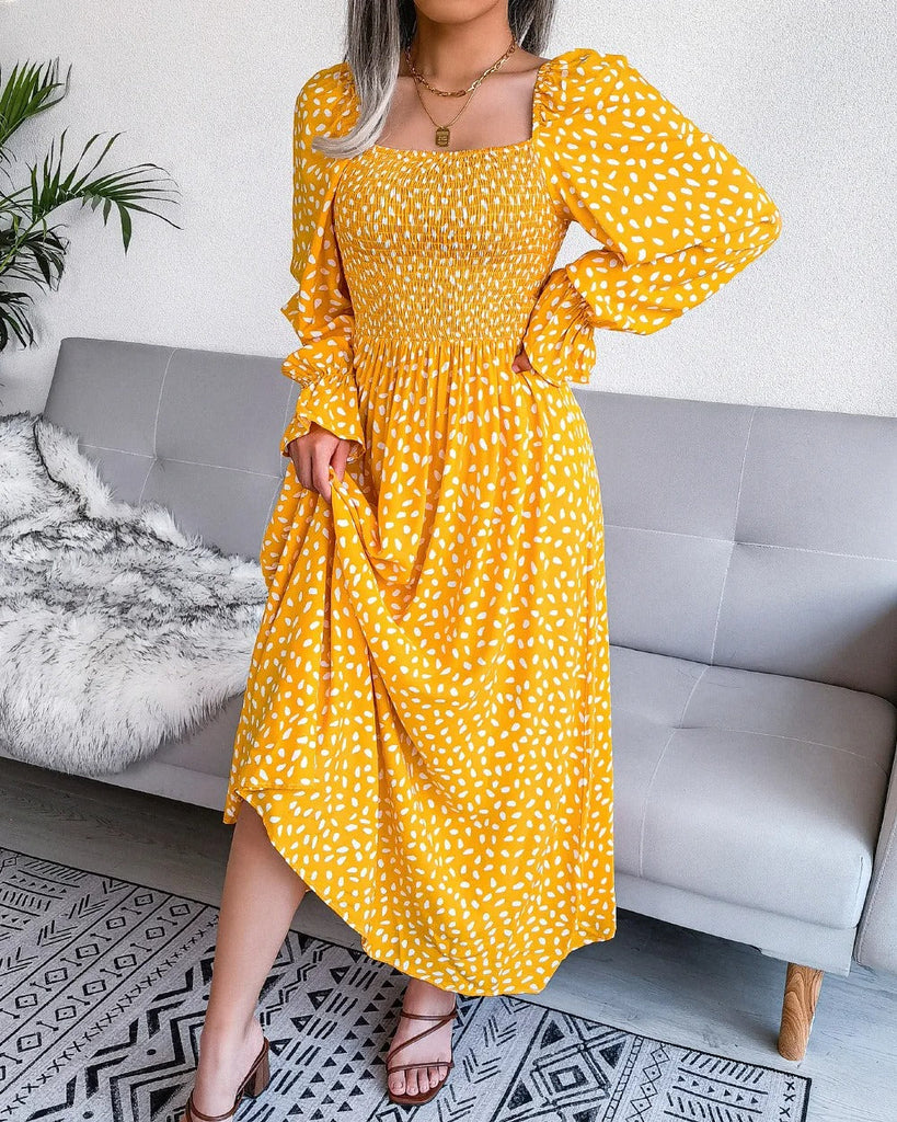 Wolff Kleid | Stilvolles Sommerkleid mit Polka-Dot-Muster, schwungvollem Saum und langen Ärmeln